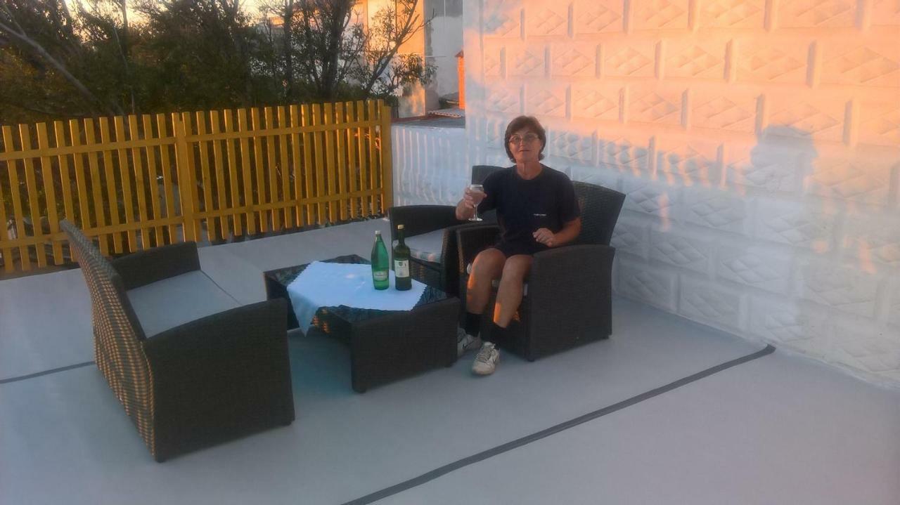 Apartman Pave & Ilija Jr Lopar Exterior photo
