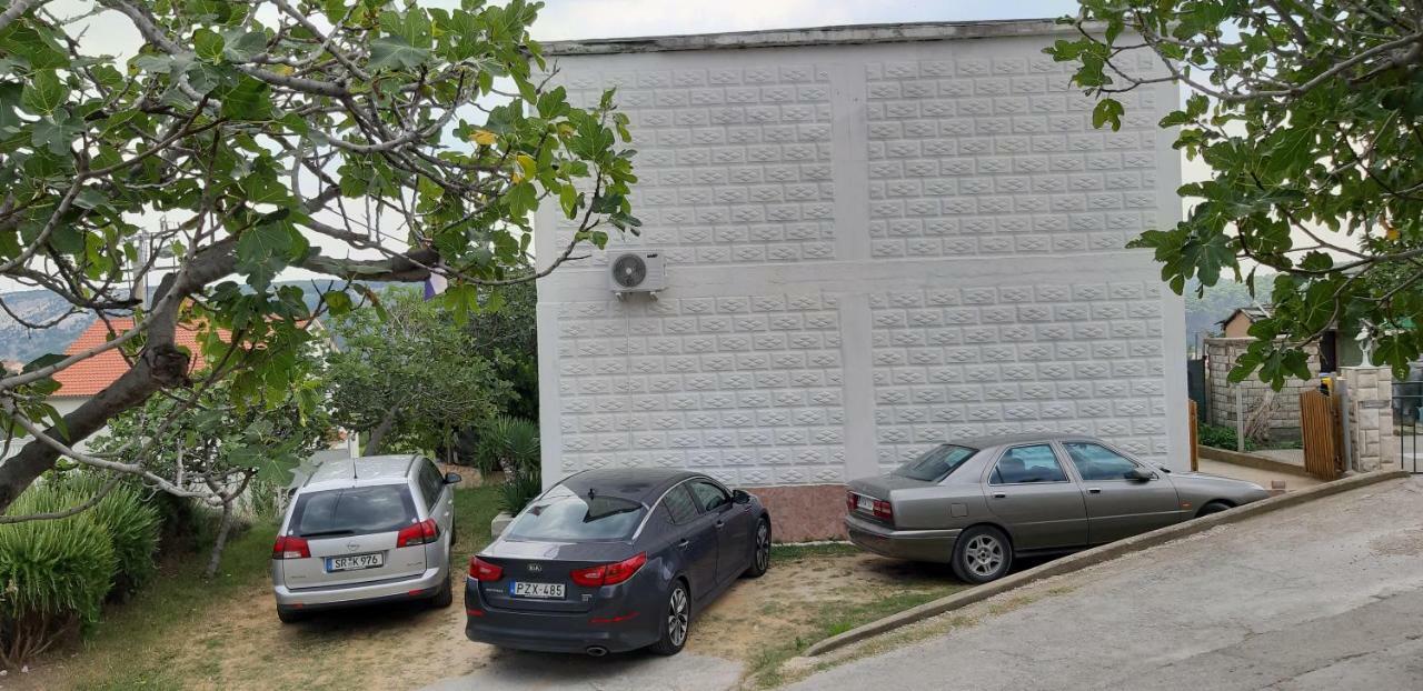 Apartman Pave & Ilija Jr Lopar Exterior photo